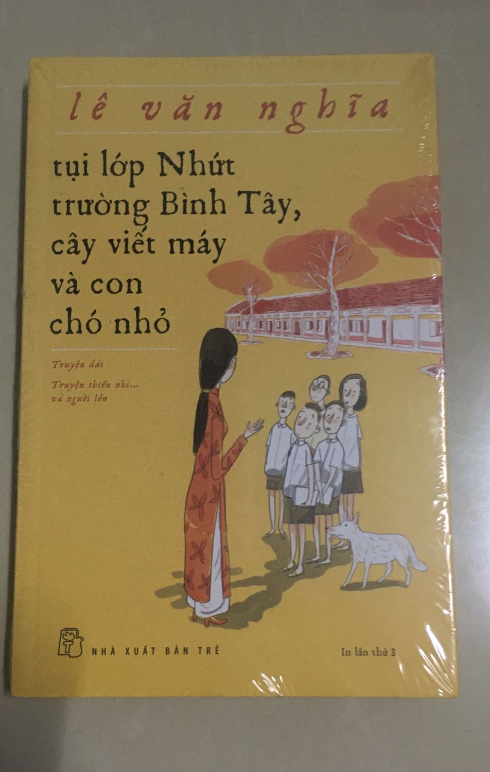 Sách hay, lối viết của bác rất cuốn hút nhất là đối với mình thích tìm hiểu cuộc sống trước kia ở Sài Gòn, có bookcare, giao hàng nhanh