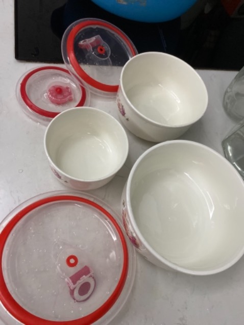 Đẹp. Giao hàng nhanh. Giá rẻ. Sứ thì dễ bị sứt nên các bạn mua cần dùng cẩn thận