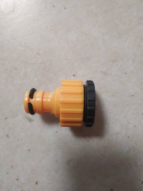 Bị rò rỉ ở chỗ tay bóp của vòi; áp lực yếu. Sản phẩm này không có gì gọi là thông minh cả. Ron cao su của một khớp nối bị đứt khi tháo ra. Xin Tiki cho trả lại sản phẩm này.