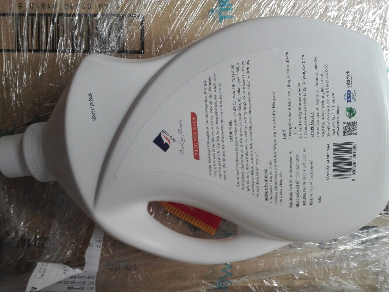 Sp hữu cơ nhưng thấy bọt cũng nhiều, rửa sạch, mềm da tay, rửa xong bát đĩa không bị lưu mùi như dòng hoá chất khác. An toàn cho cả bà bầu nữa thì xứng đáng 5 sao.