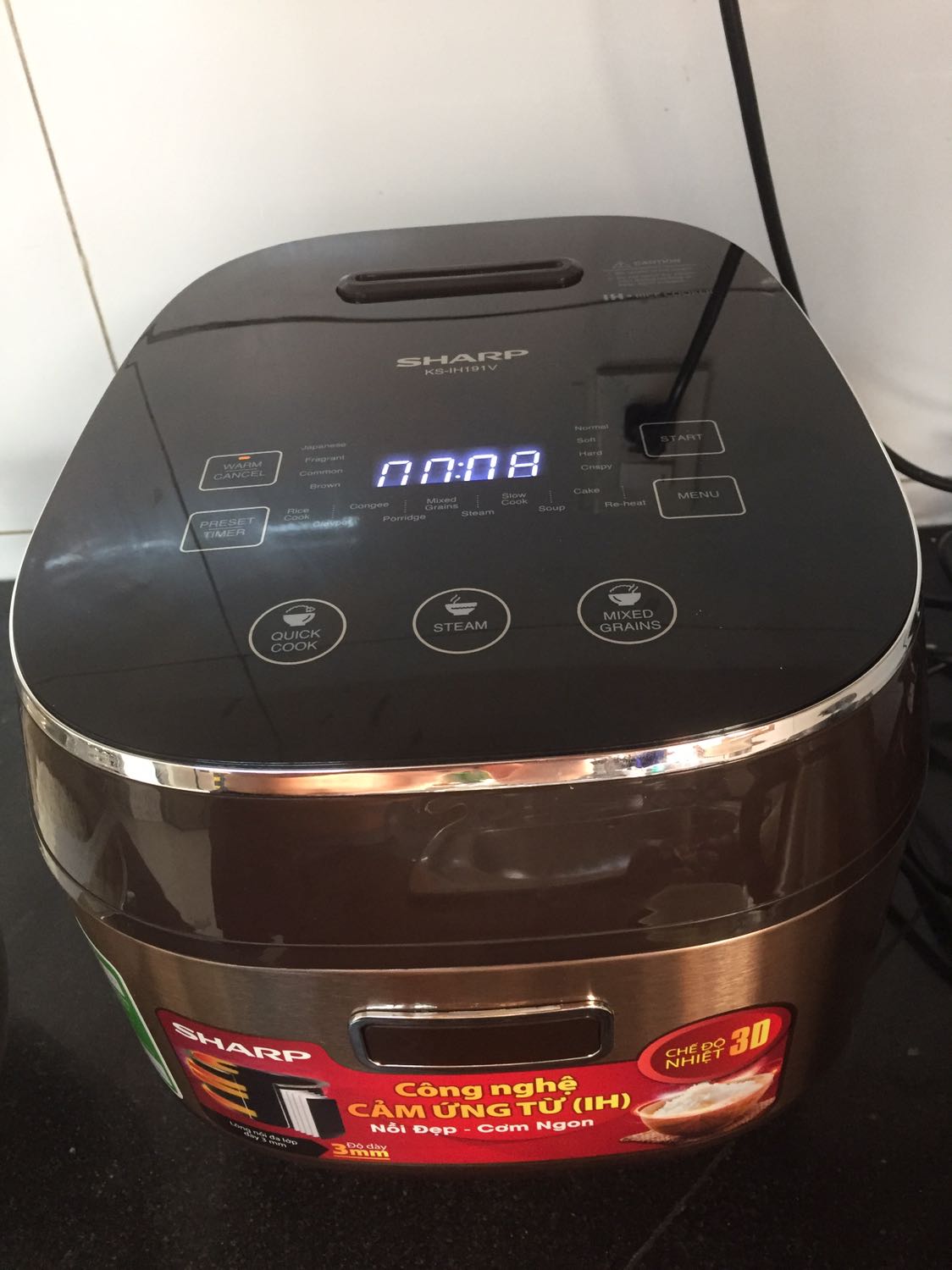 Mẫu mã đẹp! Nấu thử cơm thấy cực kỳ hài lòng.
Kết luận: Dù dzì cái mới vẫn tốt hơn cái cũ đã dùng!