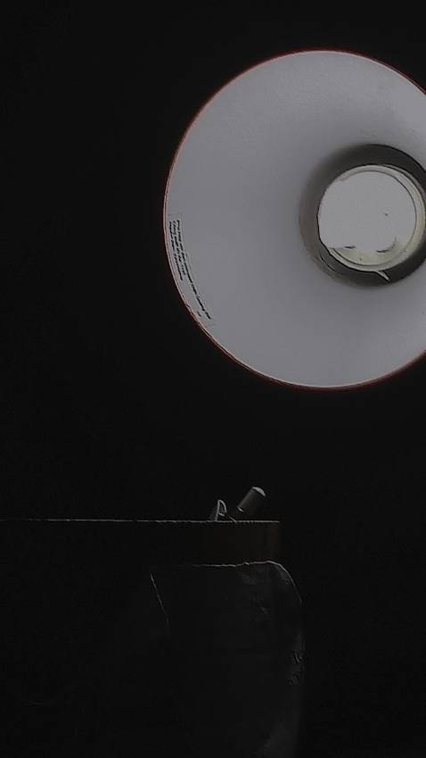 Mình sợ đọc sách self-help và yeah trong một phút nông nổi, buồn bã lướt tiki thì gặp đúng chữ:Hạnh phúc nên mua thui.cuốn sách không khiến mình thất vọng.nó khá tốt trong việc vận dụng vào văn học ấy chứ. Còn trong cuộc đời thì mình k bk như nào.