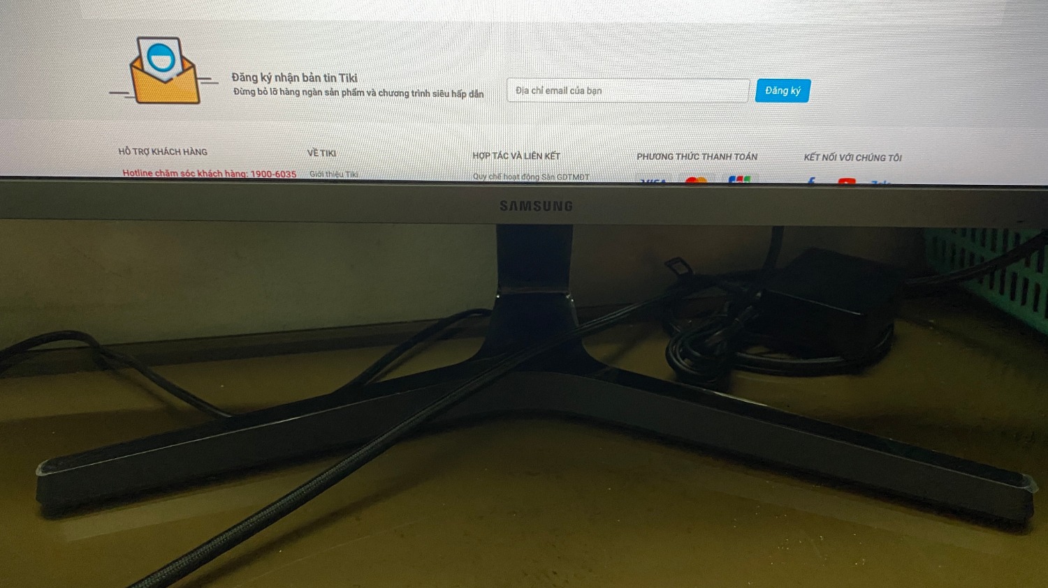 - Sang xịn mịn: cấu hình ổn, phù hợp với mục đích công việc của mình 
- Giá vừa sức : May check đc deal giá hợp lý, mua liền tay kẻo mất deal ngon 
- Giao nhanh chóng mặt: đặt hôm chủ nhật, báo dự kiến thứ 4 giao hơi buồn, mà ai ngờ thứ Hai giao rồi. Có đồ để làm việc mùa Work from home này luôn.

Cảm ơn Tiki nhé :D