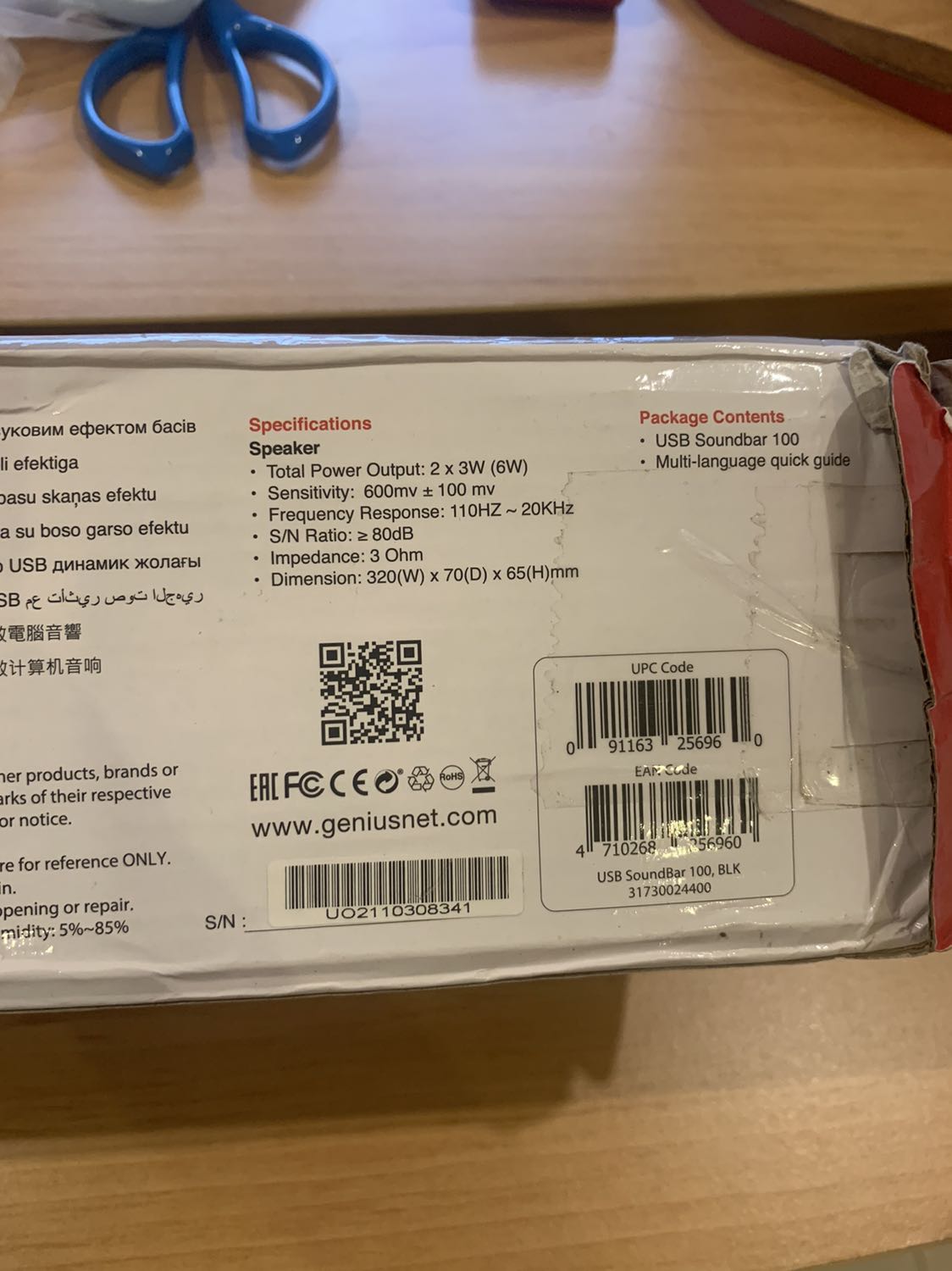 Dear Tiki customer service team,

Phản ánh chất lượng dịch vụ và sản phẩm của đơn hàng này:
Loa ko nghe được, dù đã thử cắm vào máy tính bàn và ipad có cổng kết nối jack 3.5mm, 

Vỏ hộp đóng gói là vỏ hộp cũ, móp mép đã tháo ra đóng lại nhiều lần, và không đi kèm (mất luôn) tờ giấy hướng dẫn sử dụng sản phẩm so với một hộp đầy đủ tiêu chuẩn thông thường (có clip trên YouTube), thiếu so với danh sách vật dụng bao gồm trong hộp được in trên vỏ hộp

Đánh giá uy tín shop bán sản phẩm này là kém, 
Team chăm sóc khách hàng vui lòng làm việc lại với nhà bán KoyShop về trường hợp đơn của mình, và hỗ trợ đổi sản phẩm mới không bị lỗi sớm nhất có thể!

Mong nhận được hồi âm từ Tiki sớm, cảm ơn các bạn!