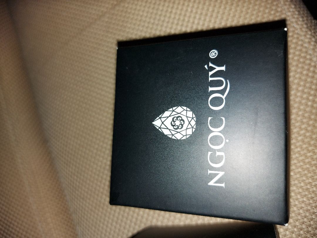 shop giao nhanh ,mới đặt hôm 20 là 21 nhận đc rồi ,mình mua hẵn 2 cái cho phù hộ mệnh kim