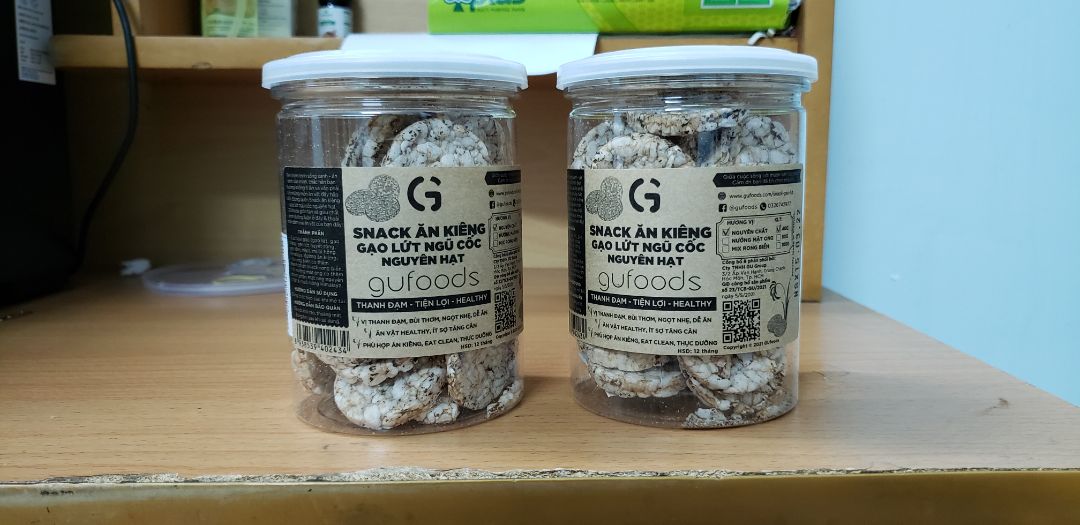 Bánh gạo ăn cũng được. chưa có hương vị riêng của gạo lức. nhà bán đóng gói cẩn thận. giao hàng nhanh. Nói chung là sản phẩm được. đánh giá 4 sao.