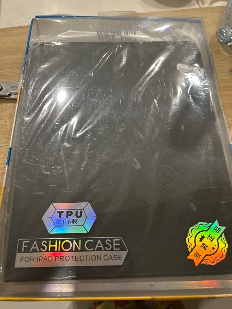 Order màu vàng hồng mag shop gửi cho màu đen; giờ gửi đổi lại sao shop?