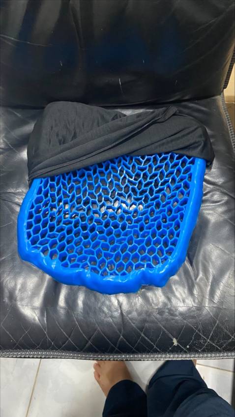 Đã nhận hàng, nhìn dõm nhăn nheo nhỏ bé tí cứ như cho em bé ngồi vậy. giống treo đầu dê bán thịt *** qua. cho 1 sao về chất lượng sản phẩm và trung thực của shop