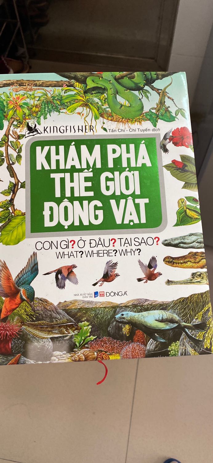 sách đẹp,chắc chắn,bìa cứng.đúng như quảng cáo.mua 1 quyển đc freeship.định mua thêm quyển nữa nhưng ghi freeship mà vẫn tính ship nên thôi k mua thêm