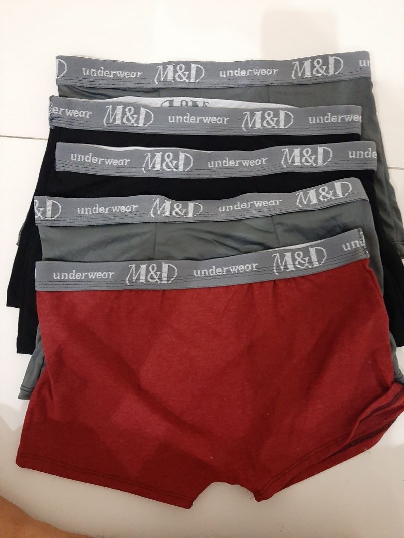 sản phẩm hoàn toàn khác với hình ảnh,về chất lượng vải cũng không như quảng cáo,không được vắt sổ....Bởi vì đổi trả rất tốn thời gian nên đề nghị shop nên chấn chỉnh lại việc này