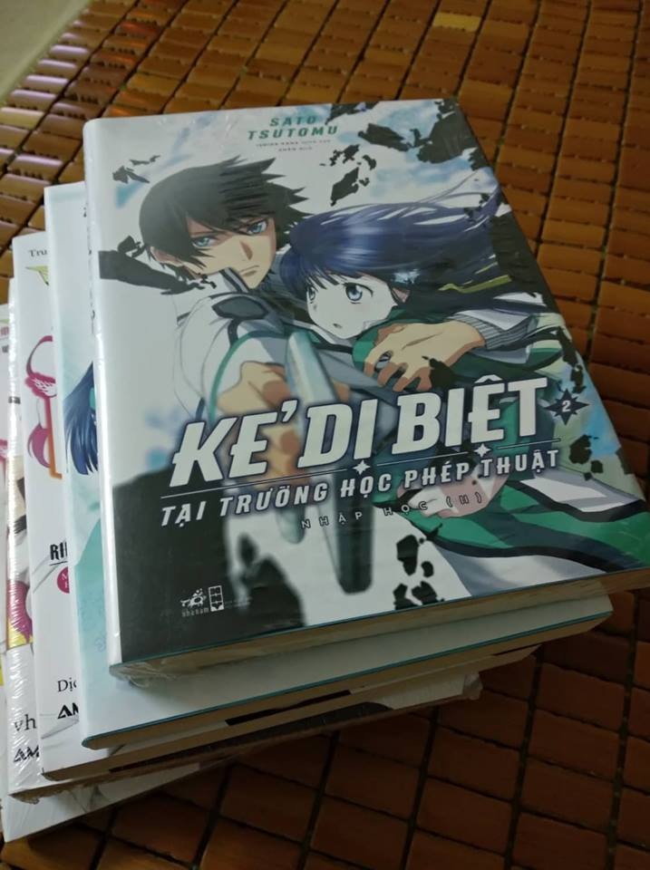 Sách rất đẹp, nội dung thì mình chưa đọc nhưng có coi anime trước rồi nên chắc sẽ ổn
Có một cái mình phải nói đấy là tiki giao hàng rất nhanh, mình có đăng ký gói tikinow 1 năm, và đặt hàng thì chưa thấy đơn hàng nào bị chậm so với dự kiến, luôn tầm hơn 1h từ khi đặt là tiki giao đến nơi rồi. Rất tốt. 5* như thường lệ.