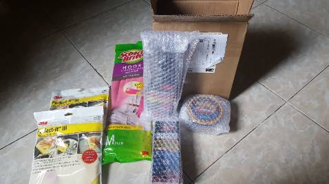 Giao nhanh, đóng gói cẩn thận! Shop này uy tín các Bạn nha! SP Chưa sd qua..nên tôi chưa thể đánh giá về chất lượng!