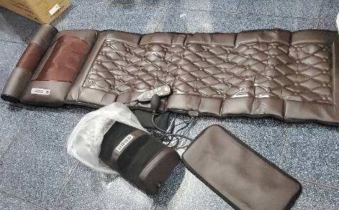 Massage co vai gay ok, phan lung va nguoi khong du manh. Minh khong thay phieu bao hanh