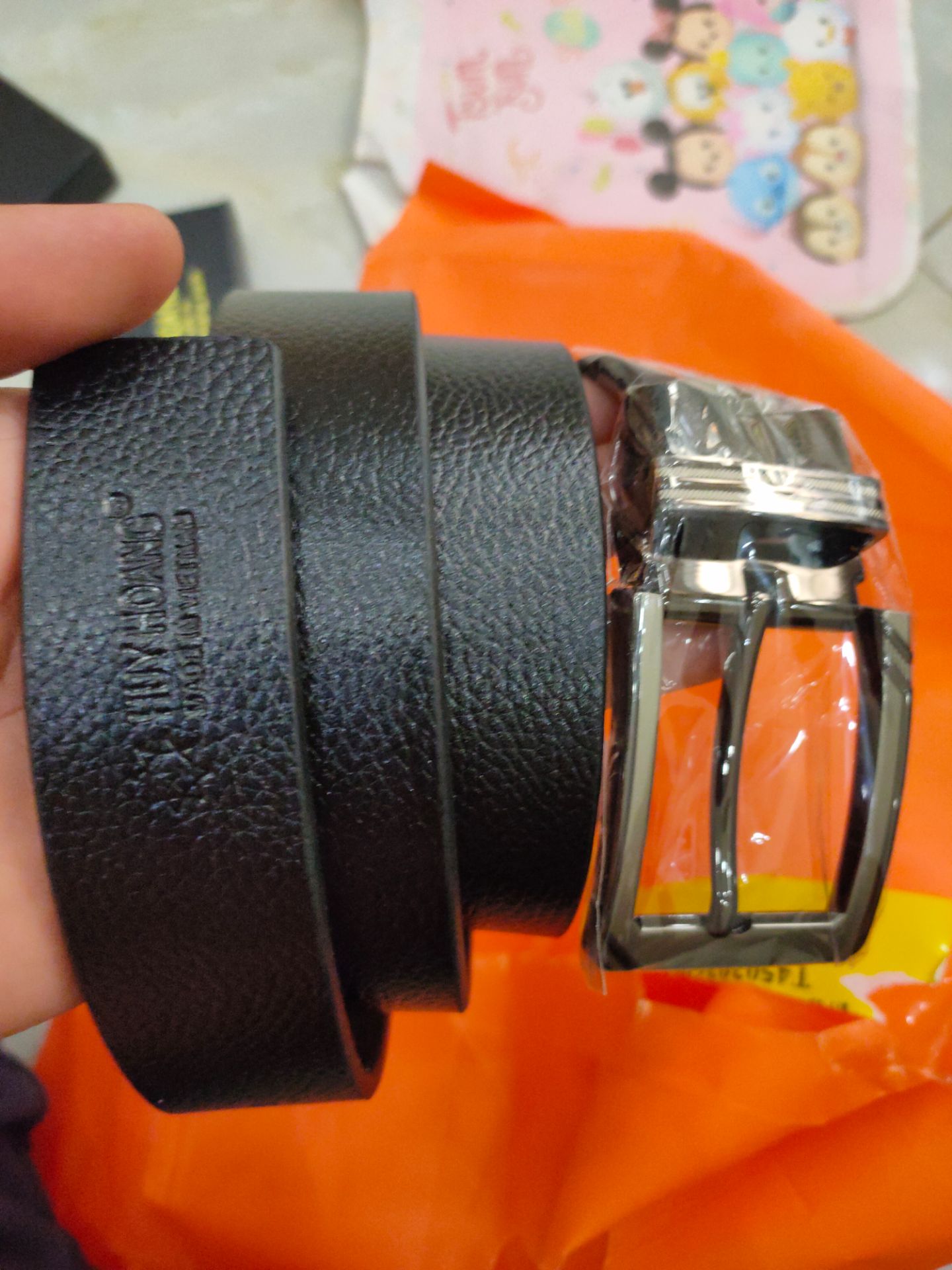 Dây thắt lưng đẹp... mềm mại da bò thật... Huy Hoàng ko khi nào làm mình thất vọng