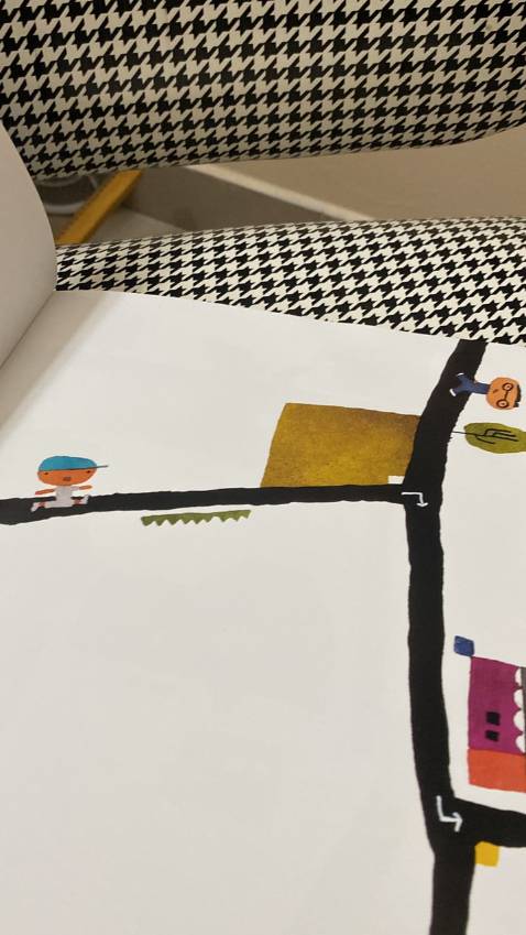 đầu tư sách cho con thì mẹ ko tiếc, mà con nhà mình rất thích sách ehon của bên mogu. cho shop 5 sao