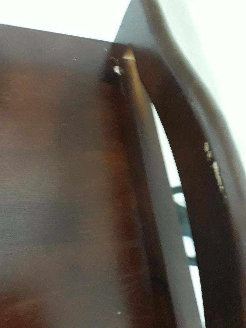 Hàng bị trầy xuóc nhiều còn bị mẻ nữa, ko hài lòng về sp mong tiki kiểm tra sp trc khi giao cho khách.