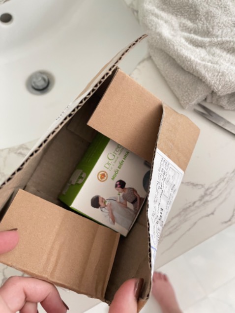 Mua 4 hộp tính tiền 4 hộp . Giao hàng 1 hôp. Vui lòng hoàn tiền hoặc trả lại sản phẩm.