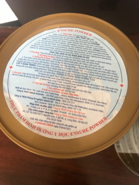 Hộp móp méo, không phải do vận chuyển (vì tôi thấy nhà bán bọc rất kỹ). Nhãn nắp rách. Hai điểm này làm người dùng hoang mang. Hàng tặng kèm rỉ sét nắp hộp, cận date, thà đừng tặng. Hộp móp méo, không phải do vận chuyển (vì tôi thấy nhà bán bọc rất kỹ). Nhãn nắp rách. Hai điểm này làm người dùng hoang mang. Hàng tặng kèm rỉ sét nắp hộp, cận date, thà đừng tặng.