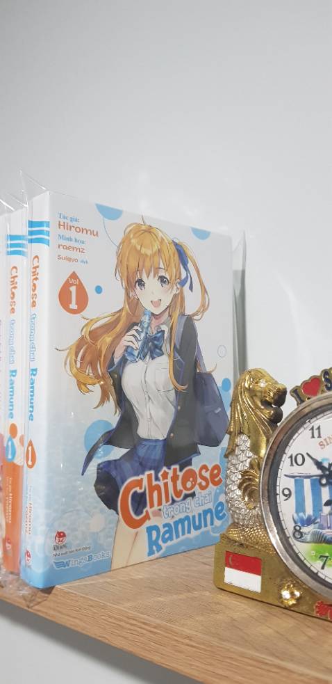 Chất lượng giấy tốt, bìa áo đẹp, quà tặng hơi ít nhưng đẹp