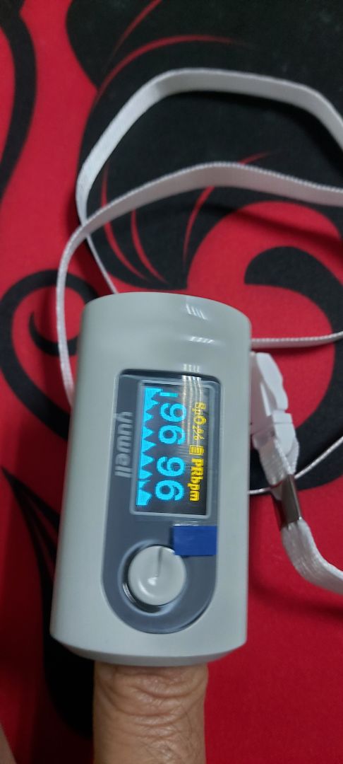 Giao hàng chả ra thể thống gì, nghiệp dư, mất nhiều thời gian mới nhận được hàng. Tôi đã chat với shop này chả thấy ai đọc tin và hồi đáp, quá mất lịch sự và khinh người, mọi người khi mua cân nên chọn shop khác họ rất lịch sự và vì khách hàng.Giao cân bị móp méo 1 góc bên trái phía dưới cân mà vẫn giao, bó tay. chán ngắt. Sai lầm lịch sử khi chọn shop này. giờ phải đập bỏ, đặt lại cái khác nhưng chọn shop khác uy tín hơn. Lần đầu cũng là lần cuối.