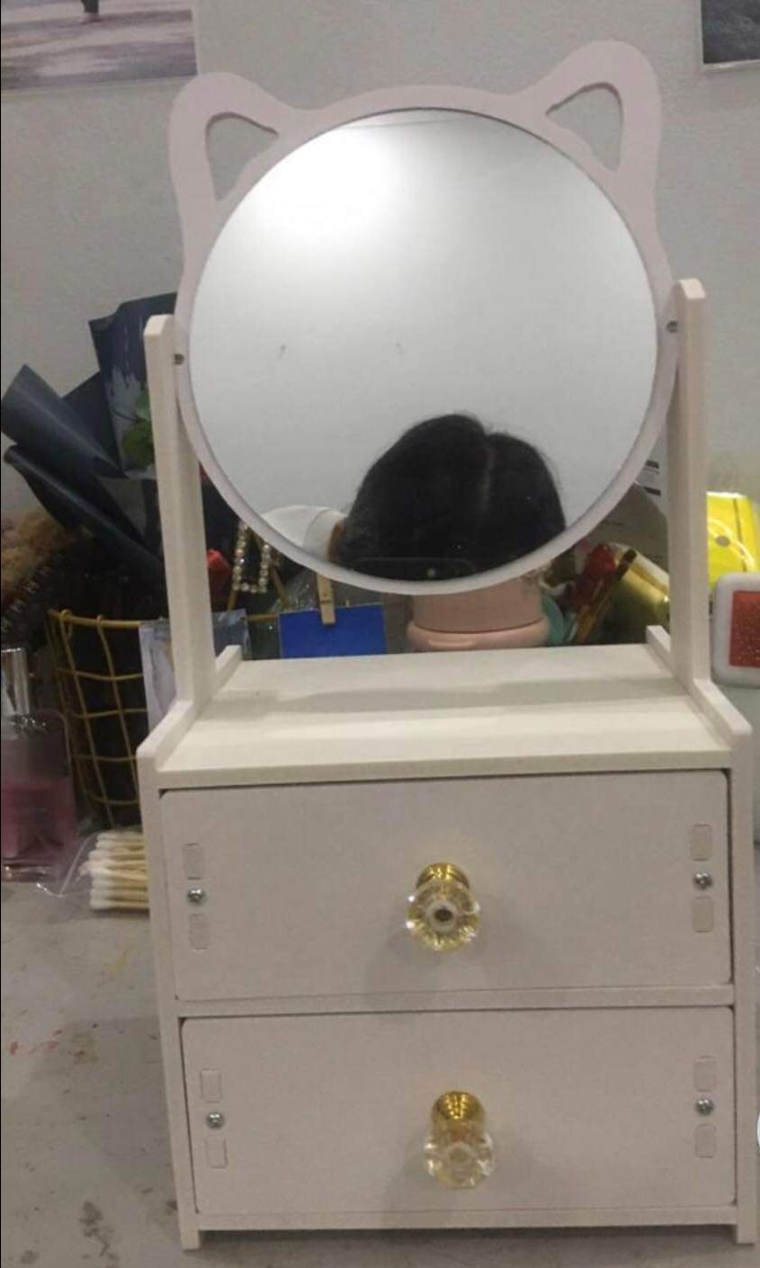 nhỏ gọn,xinh xắn,mà gửi về không bị vỡ