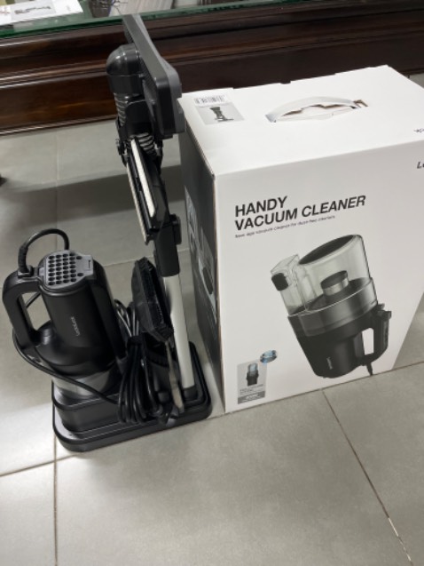 Nói chung là xịn, nên mua nha mn.
Máy nhẹ nhàng, nhiều đầu hút, điều chỉnh được lực hút, hoạt động cũng ko quá ồn, tikinow giao siêu nhanh luôn.
Hết sức hài lòng với sản phẩm, hy vọng xài bền lâu.