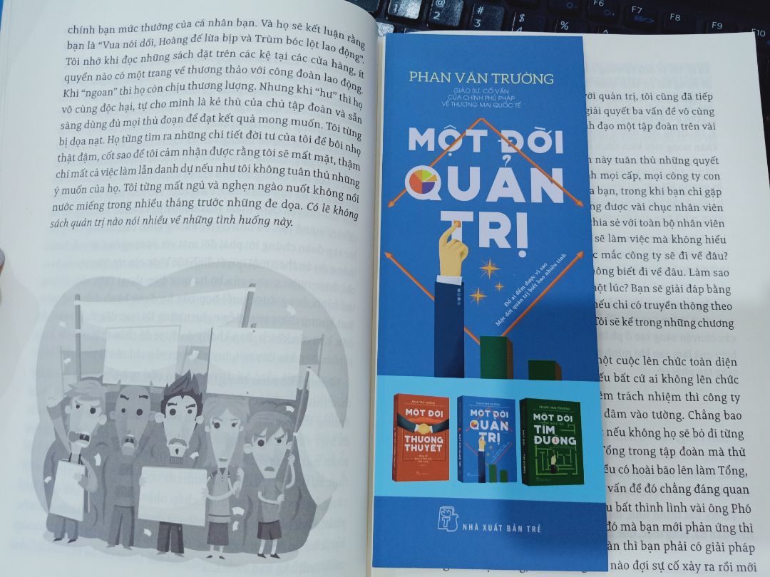 mình đã mua bộ 3 Một đời của bác Phan Văn Trường. nay mua cuốn này để tặng bạn mình. những chia sẻ rấ giản dị và thực tế của bác Trường giúp mình có thêm những góc nhìn mới về quản trị mà lúc đi học hay trong các cuốn sách khác không có.