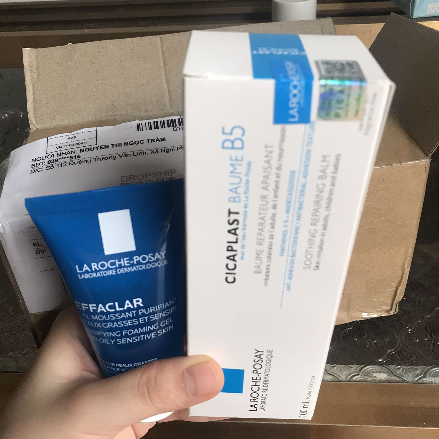 Mua tiki là mình cảm thấy yên tâm, chứ lên shoppee xem hàng mall sao mà cứ thấy đắt mà k yên tâm. 
Hàng đóng gói cẩn thận, hàng tiki khi nào cũng được dán logo tiki. 
10 điểm cho sản phẩm của shop 👍