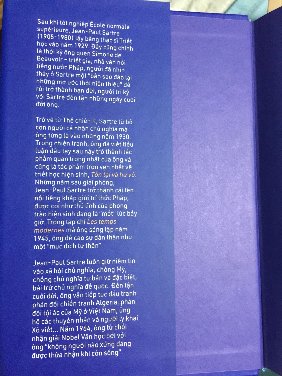 Chất lượng giấy tốt, bìa cứng dày dặn. Mình được giới thiệu quyển này, vẫn chưa đọc, mong chờ trải nghiệm những trang sách thú vị phía trước.