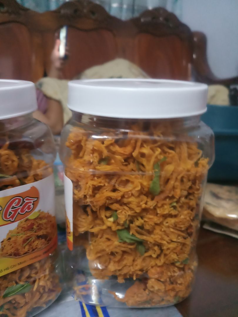 Đã nhận hàng. Nhìn bắt mắt tuy nhiên vị của khô gà ngọt quá mình k thích vị ngọt như thế này.