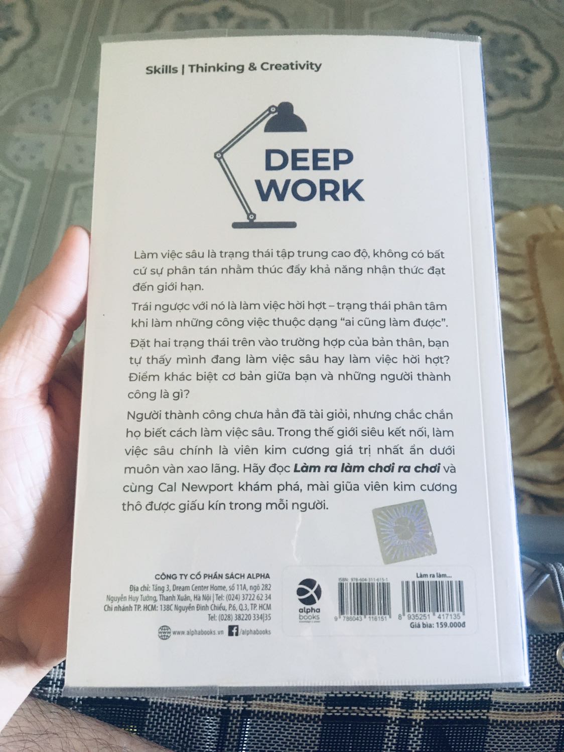Một quyển sách mà bạn nên mua vì:

Về chất lượng sách:
- bìa mềm, giấy tốt
- nội dung rất hay về cách làm việc. Nói về việc tại sao, cũng như hướng dẫn làm việc sâu là như thế nào.
- mình rất *** về phong cách làm việc này

Về tiki:
- giao nhanh, trước hẹn
- phí giao rẻ
- sách nhận còn mới nguyên vẹn, đẹp
- bookcare bọc sách rất cẩn thận, đẹp