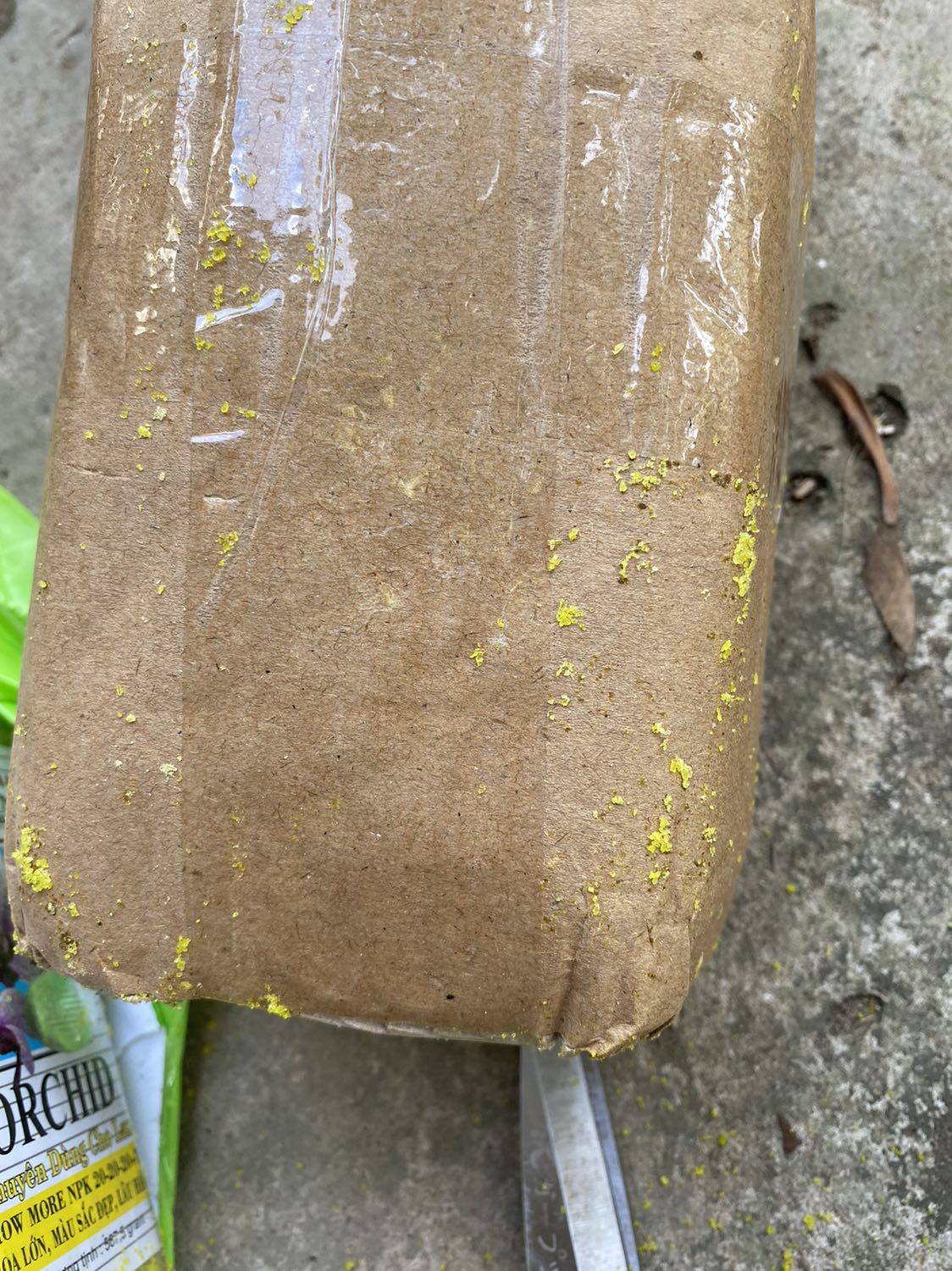 hàng giao Bể hộp làm ẩu tả