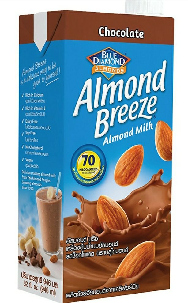 Mùi sô cô la đậm cộng với vị sữa hạnh nhân là cực chuẩn, mình có thể một hơi uống gần hết cả hộp lớn luôn