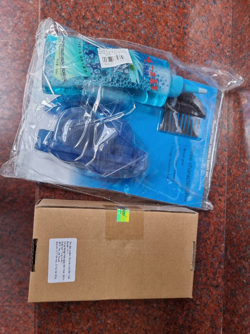 hàng đẹp đầy đủ, đóng gói cẩn thận. giao trễ 4 ngày.