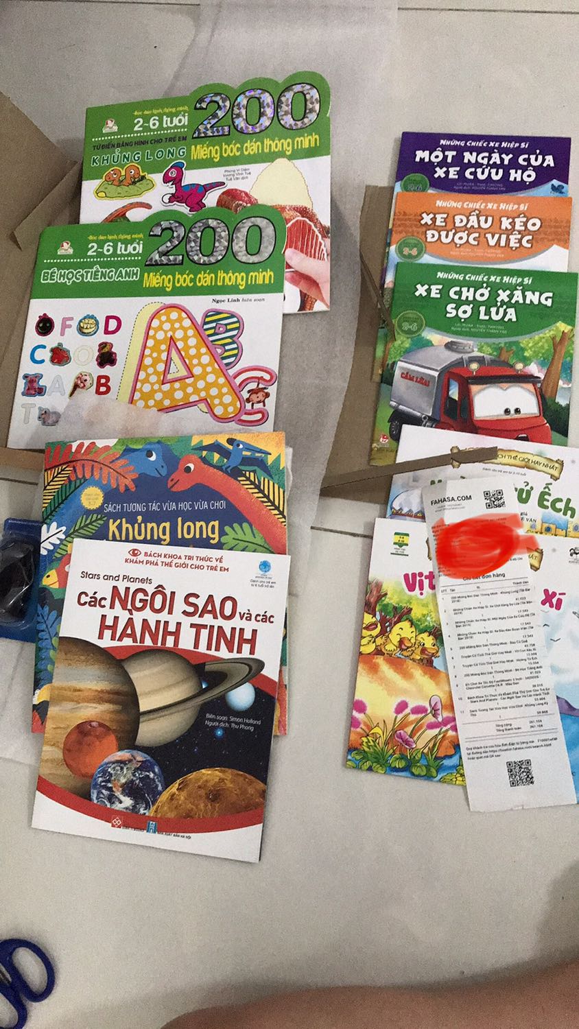 Sách đẹp. Đóng gói cẩn thận. Giao hàng nhanh. Nhưng thiếu của mình 1 quyển, đang chờ giải quyết phía nhà sách và Tiki.