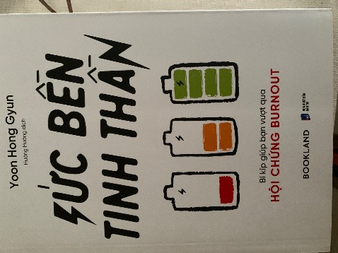 Sách giúp mình nhận thấy những nhu cầu của bản thân, hiểu rõ hơn về tâm lý và tinh thần. Khi mình hiểu bản thân hơn, mình có khả năng làm chủ ở những tình huống stress, thay đổi suy nghĩ và giữ bình tĩnh ở thời điểm nhạy cảm nhất

Tác giả là người hàn quốc nên hiểu rất rõ về văn hoá và phong cách làm việc của người châu Á. Mình có nghe và đọc một vài quyển sách về burnout, và mình nghĩ sách này không chỉ giúp nhận ra vấn đề, mà còn giúp mình giải quyết theo một cách nhẹ nhàng từ từ hơn. So với những cuốn khác mình từng đọc, họ hay coi burnout là một vấn đề phải cắt bỏ. Ở sách này, tác giả viết burnout là một phản xạ của não bộ, như là một lời khuyên từ chính tâm trí, bảo bạn chậm lại