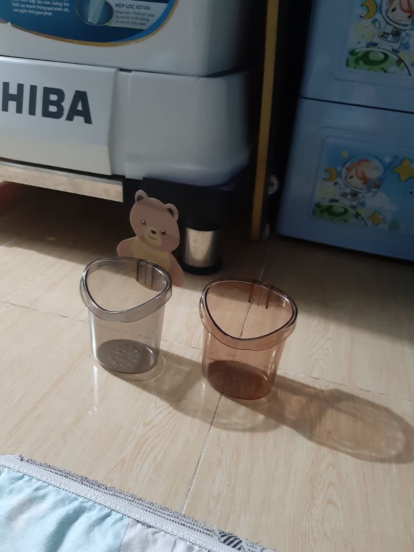 mua 2 cái mà shop giao có 1 móc để dán.làm sao đây. soạn hàng kỹ dùm e shop ơi