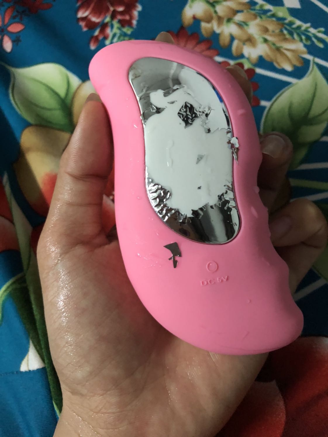 Mới sài được 3 hôm thì thế này ạ . Shop tư vấn giúp mình