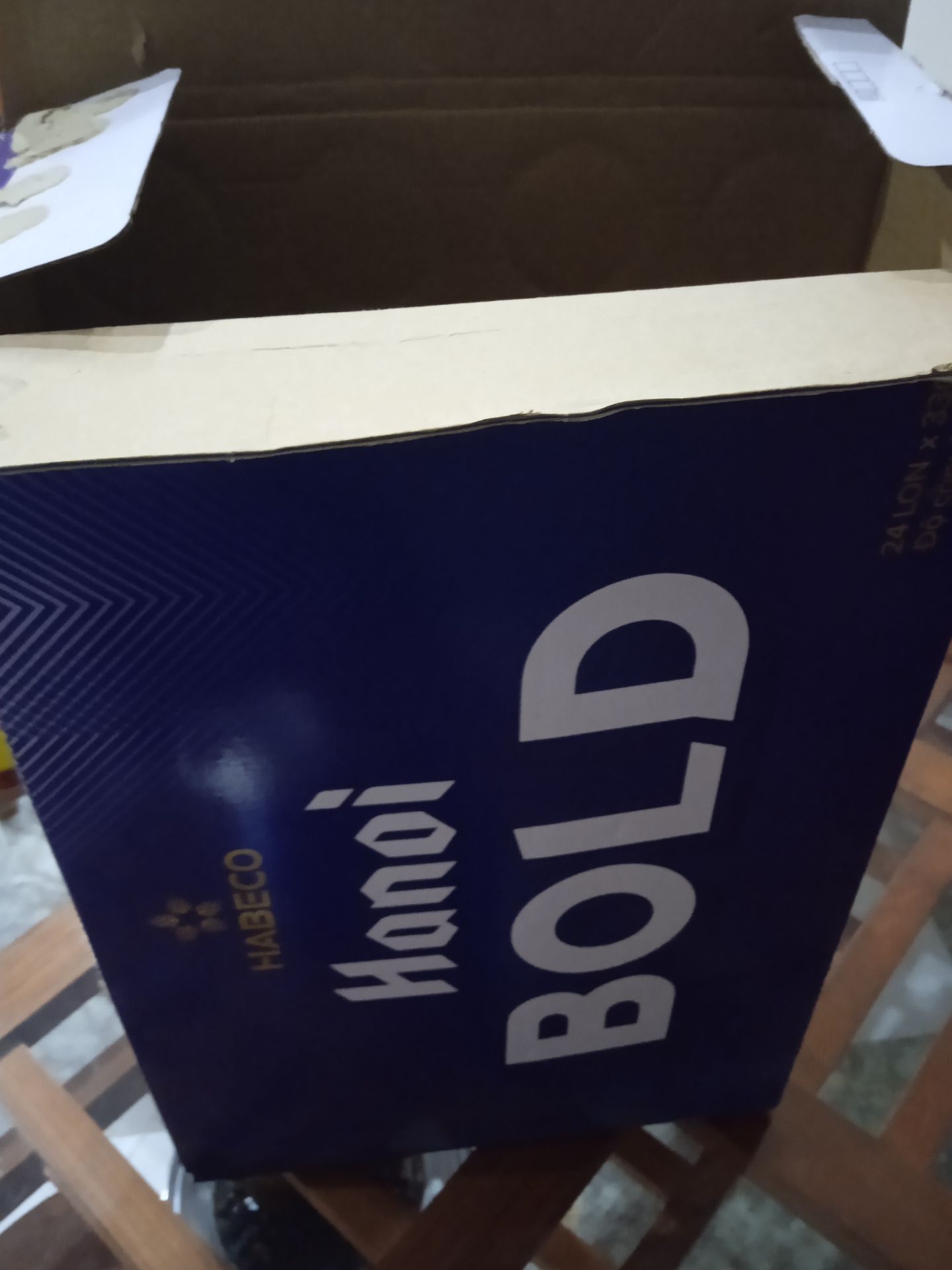 Bia uống rất ngon, mua được hôm sale nên rẻ. Sẽ mua ủng hộ hàng Việt Nam