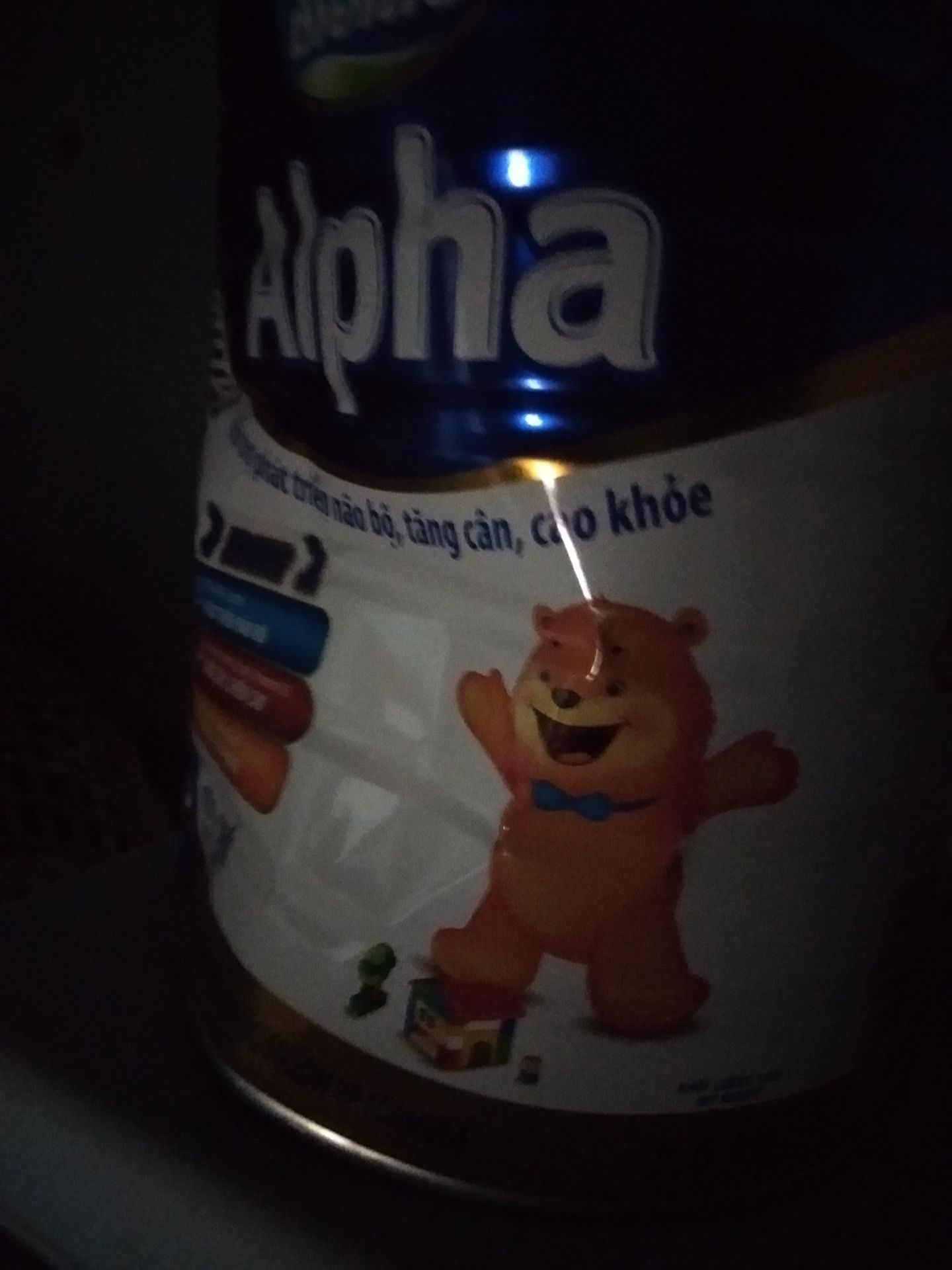 vì dịch nên phải giao trễ gần 2thag, nhưng mà đóng gói sơ sài ko bọc hộp sữa bị móp méo hết