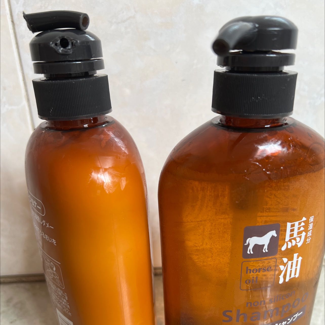 Không hài lòng vận chuyển cho lắm. Vòi gãy, chảy nước gội ra chai. Lần đầu sử dụng không biết có hiệu quả không.