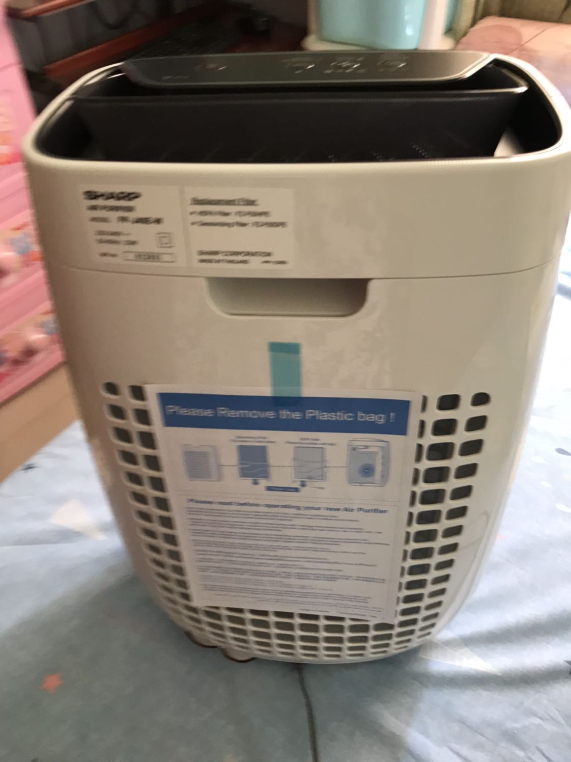 Đặt hàng ngày 25/05 - 27/05 đã giao rồi. SP giao nhanh
Mình sử dụng thử rồi mới viết đánh giá cho khách quan
máy oke. Phát hiện bụi có chuyển màu cam. Xịt thử nước hoa gần máy , máy chuyển sang màu đỏ một hồi phòng hết mùi nước hoa. 
Máy gọn nhẹ cũng dễ di chuyển phù hợp với phòng nhỏ Đặt hàng ngày 25/05 - 27/05 đã giao rồi. SP giao nhanh
Mình sử dụng thử rồi mới viết đánh giá cho khách quan
máy oke. Phát hiện bụi có chuyển màu cam. Xịt thử nước hoa gần máy , máy chuyển sang màu đỏ một hồi phòng hết mùi nước hoa. 
Máy gọn nhẹ cũng dễ di chuyển phù hợp với phòng nhỏ