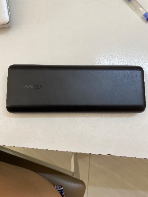 Sau 6 tháng sử dụng thì thấy sạc rất chậm cả sach input lẫn output. Để sạc đầy cho cục sạc mất 48 tiếng luôn. Còn sạc cho phone thì lặc lè lên đc vài %.