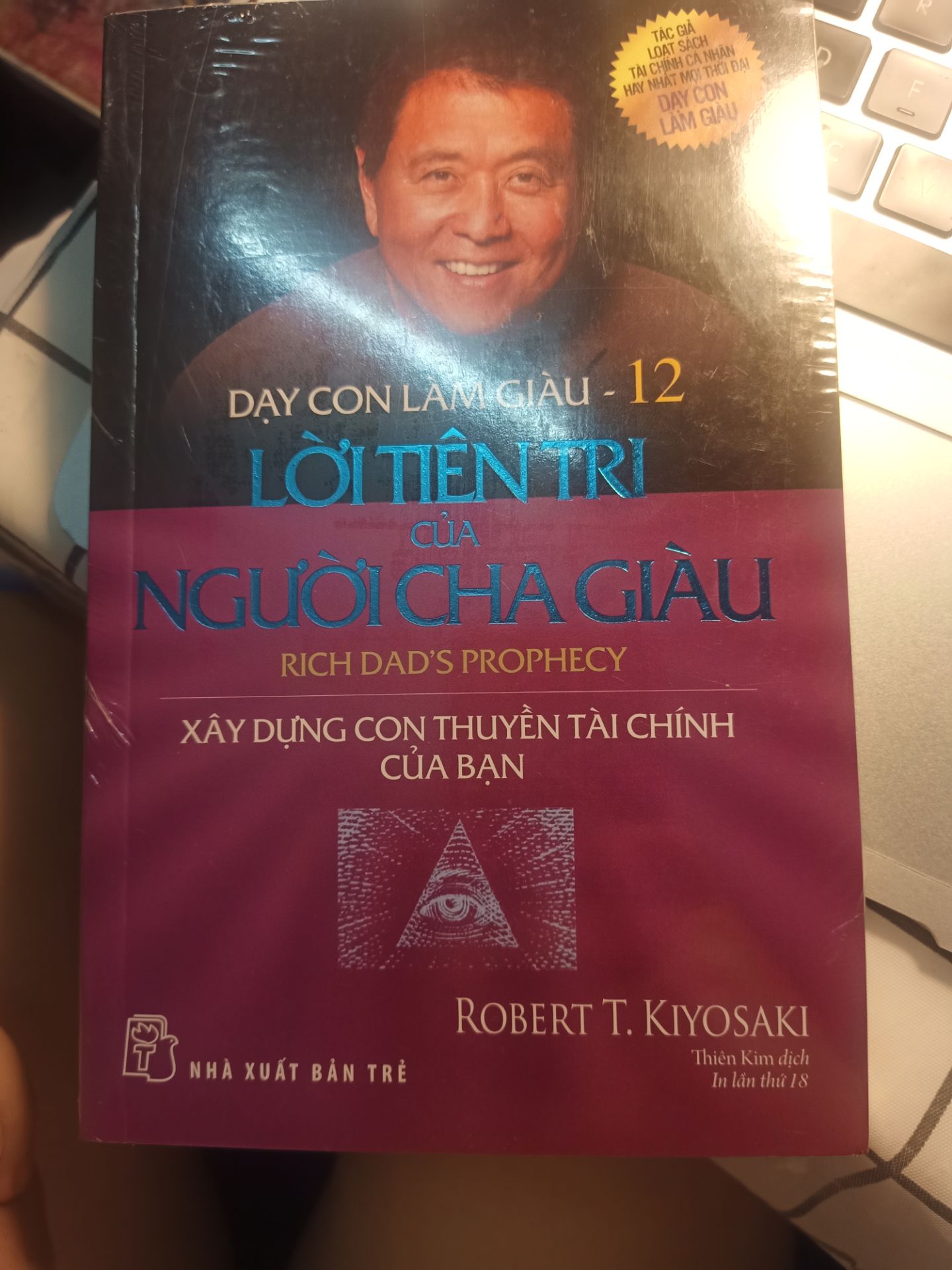 quyển này vẫn chỉnh chu như mọi khi.