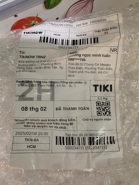 Shop giao đủ 2 món đã đặt nhưng lại tách và gói thành 2 đơn riêng nên suýt thất lạc. Nhờ Tiki kiểm tra và báo lại. Mình đã tìm lại được đủ hàng. Thanks tiki