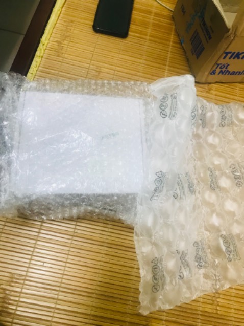 Sản phẩm giao sớm hơn 1 ngày, đóng gói, chống shock tốt, ngoại quan khá đẹp. Chất lượng thì sau khi sử dụng mình sẽ chia sẻ với mọi người sau ạ!