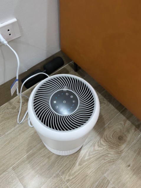 Máy chạy  tiếng êm. Hàng đóng gói cẩn thận.