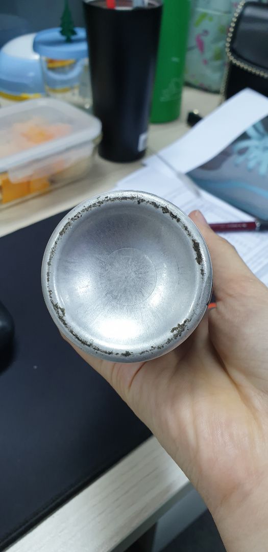 Vô cùng thất vọng về Tiki. chất lượng sp càng ngày càng xuống cấp. Sản phẩm cũ tận 2018, dù còn trong hạn sử dụng. Vỏ chai móp méo. tem bị rách ih như là hàng xài rồi. hok bik nghĩ sao mà giao cho khách 1 sp tệ như vậy, có cho nhìn cũng ko dám xài. yêu cầu Tiki đổi trả hàng gấp.