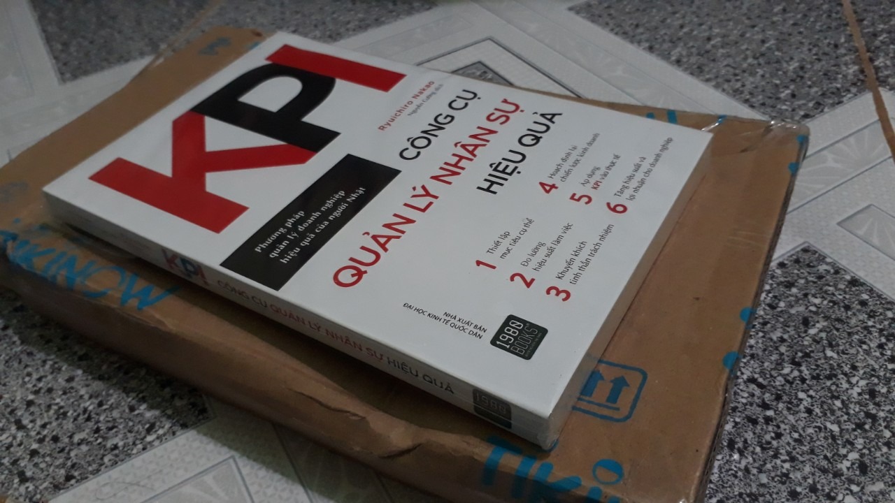 Do mình  thực hiện công tác chấm hiệu suất trong Công ty nên các kiến thức tham khảo này rất đáng tham khảo, cũng khớp với những gì mình đang làm đó là mục tiêu hoạt động của công ty, các bước tiến hành, do lường kết quả đạt được của từng nhân viên ra sao, cải thiện hiệu suất làm việc tháng sau hơn so với tháng này thế nào,..
