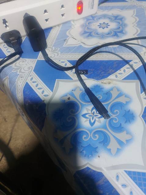 Sạc nhanh ok sài ổn áp dây chắc chắn. Giao hàng nhanh chuẩn.